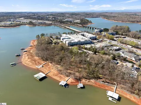 View/Area - 214 Holiday East Ave, Clemson, SC 29631 photo 2 of 7