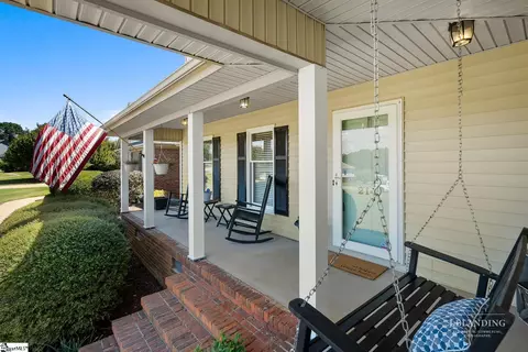 Exterior - 214 Devon Way, Anderson, SC 29621 photo 3 of 7