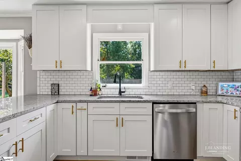 Kitchen - 214 Devon Way, Anderson, SC 29621 photo 2 of 3