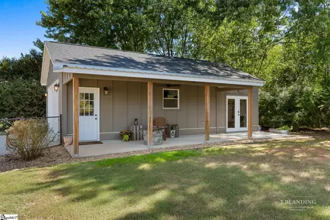 Exterior - 214 Devon Way, Anderson, SC 29621 photo 5 of 7