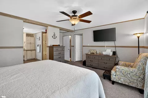 Bedroom - 61 Square Grove Rd, Waterloo, SC 29384 photo 3 of 7