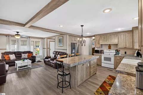 Kitchen - 61 Square Grove Rd, Waterloo, SC 29384 photo 4 of 4