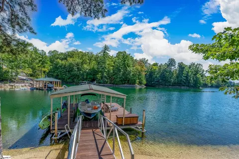 View/Area - 321 Wake Robin Dr, Sunset, SC 29685 photo 4 of 5