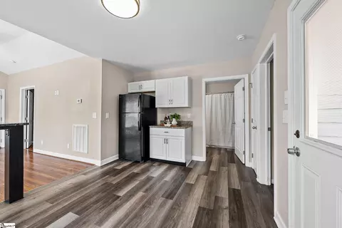 Entry Way - 405 Hill St, Easley, SC 29640 photo 3 of 4