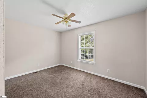 Bedroom - 405 Hill St, Easley, SC 29640 photo 4 of 6