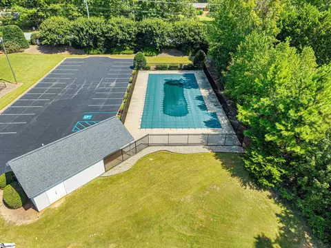 Exterior - 132 Hamilton Ct, Easley, SC 29642 photo 6 of 7
