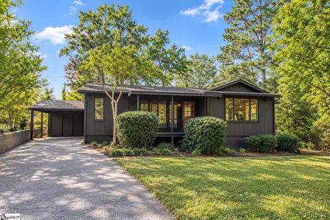 17 Ogden Dr, Greenville, SC 29617