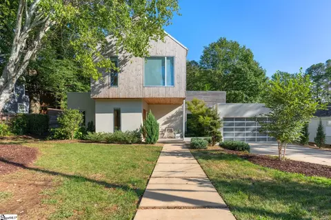 22 Woodbine Rd, Greenville, SC 29609