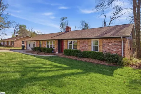 505 Kensington Rd, Taylors, SC 29687