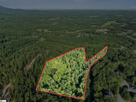 625 Chinquapin Rd, Travelers Rest, SC 29690