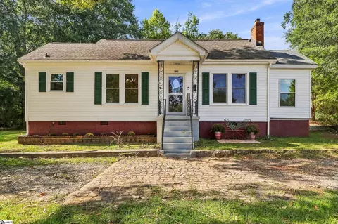 209 Tindal Rd, Greenville, SC 29617