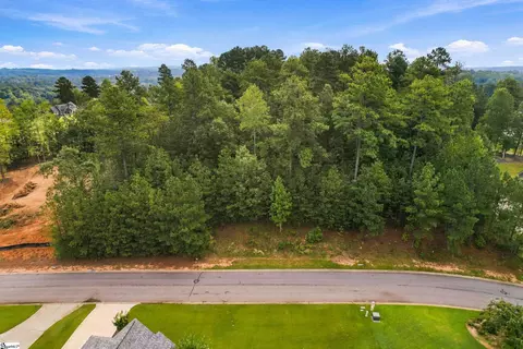 104 Signature Dr, Travelers Rest, SC 29690