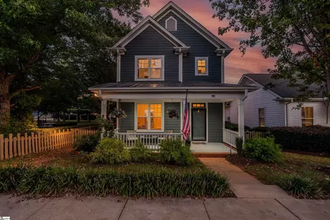111 Mallard St, Greenville, SC 29601