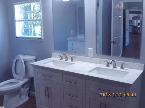 133 Pace Valley Rd, Easley, SC 29640 photo 16