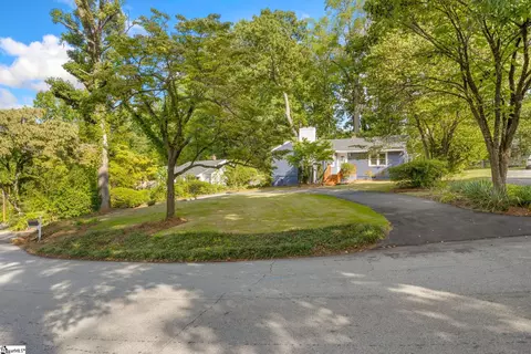 34 Brookside Cir, Greenville, SC 29609