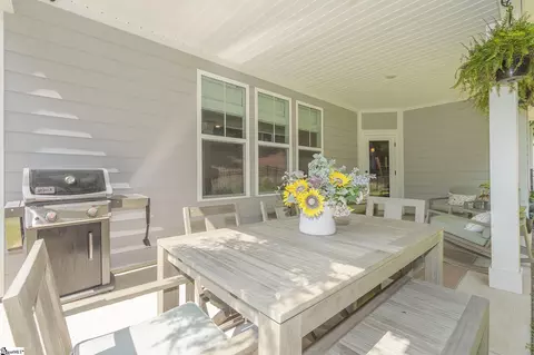 Exterior - 1111 Bay Dr, Fair Play, SC 29643 photo 9 of 12