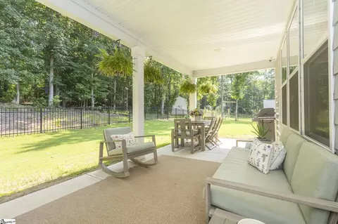 Exterior - 1111 Bay Dr, Fair Play, SC 29643 photo 7 of 12