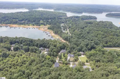 View/Area - 1111 Bay Dr, Fair Play, SC 29643 photo 4 of 4