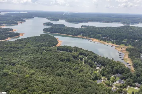 View/Area - 1111 Bay Dr, Fair Play, SC 29643 photo 1 of 4