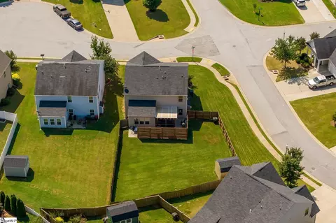 View/Area - 901 Deephallow Pl, Greer, SC 29651 photo 6 of 7
