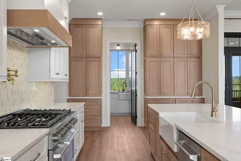 Kitchen - 720 Castle Stone Dr, Moore, SC 29369 photo 5 of 5