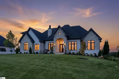 Exterior - 720 Castle Stone Dr, Moore, SC 29369 photo 10 of 10