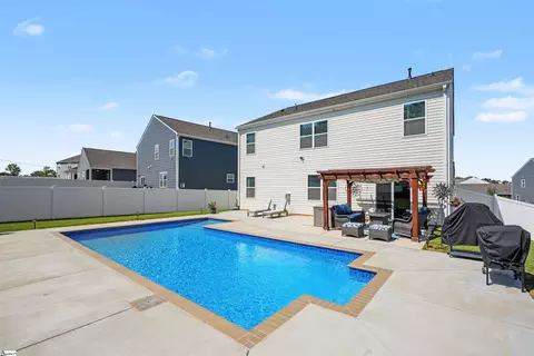 412 Strayhorn St, Piedmont, SC 29673