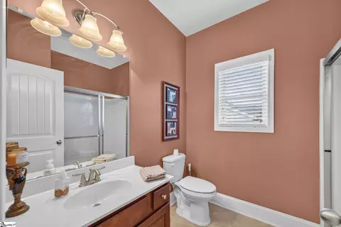 Bath - 405 Rowley Ct, Easley, SC 29642 photo 1 of 3