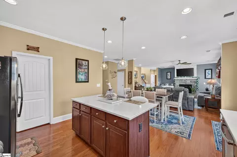 Kitchen - 405 Rowley Ct, Easley, SC 29642 photo 5 of 6
