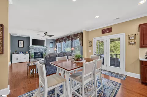 Dining - 405 Rowley Ct, Easley, SC 29642 photo 4 of 5