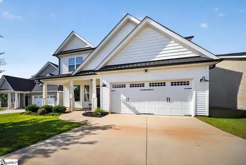 Exterior - 602 River Trace Loop, Simpsonville, SC 29680 photo 2 of 5