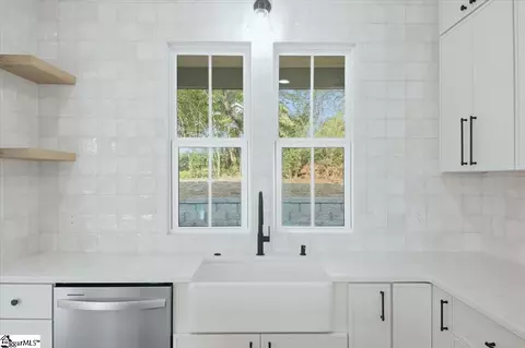 Kitchen - 201 Maple St, Lyman, SC 29365 photo 5 of 5