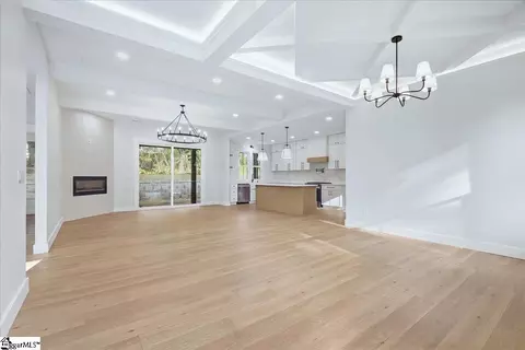 Living - 201 Maple St, Lyman, SC 29365 photo 1 of 3