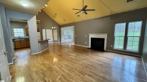 Living - 226 Highgate Cir, Greer, SC 29650 photo 7 of 8