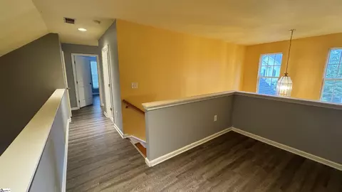 Entry Way - 226 Highgate Cir, Greer, SC 29650 photo 4 of 5