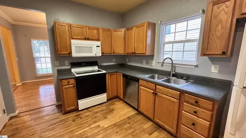 Kitchen - 226 Highgate Cir, Greer, SC 29650 photo 1 of 2