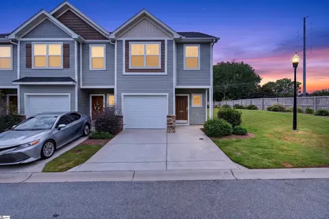 100 Bluet Ln, Taylors, SC 29687