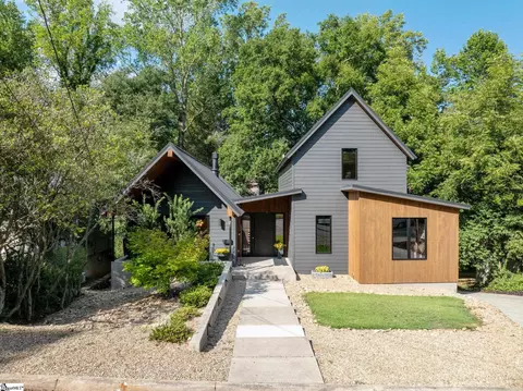 14 Russell Ave, Greenville, SC 29609