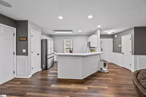 Entry Way - 465 Boiter Rd, Williamston, SC 29697 photo 2 of 4