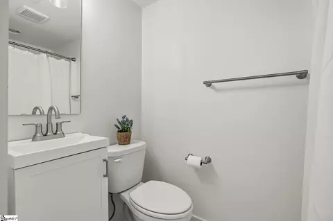 Bath - 7 Beaverdam Rd, Williamston, SC 29697 photo 1 of 2