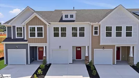512 Round Rock Way, Fountain Inn, SC 29644