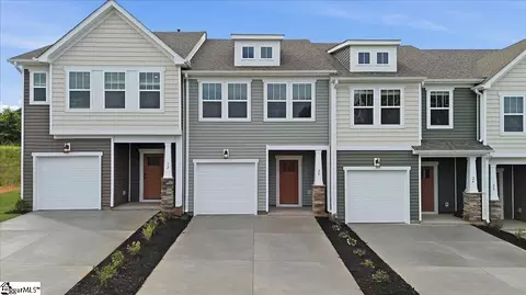 28 Shoemaker Rd, Greenville, SC 29617