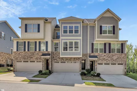 29 Questover Dr, Greenville, SC 29607