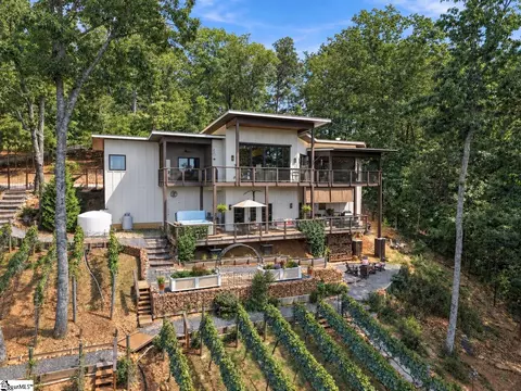 1133 Altamont Rd, Greenville, SC 29609