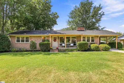 30 Lisa Dr, Greenville, SC 29615