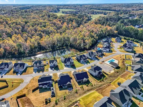 View/Area - 142 Juniper Hill Dr, Easley, SC 29642 photo 2 of 2