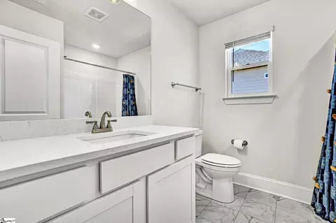Bath - 142 Juniper Hill Dr, Easley, SC 29642 photo 6 of 6