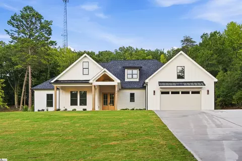 22 Jesse Ct, Taylors, SC 29687