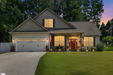 1030 Mush Creek Rd, Travelers Rest, SC 29690