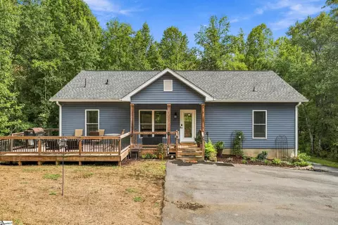 105 Forestville Rd, Travelers Rest, SC 29690